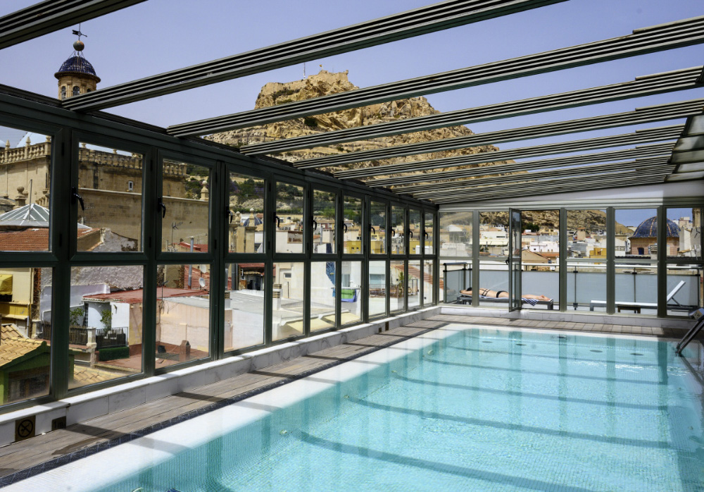 Alicante takterrasse med basseng